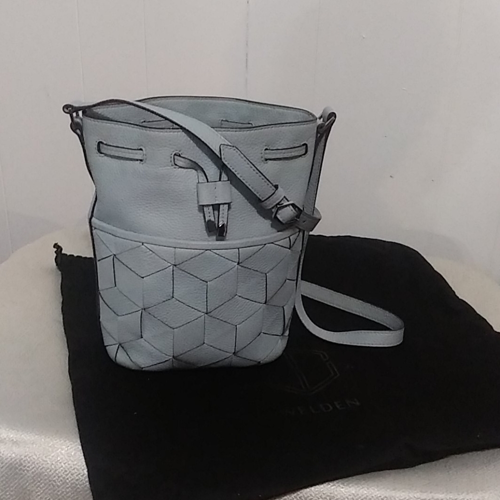 Welden cross body handbag